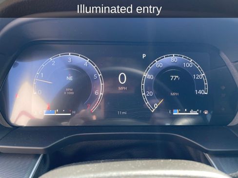 New 2025 Jeep Grand Cherokee Laredo X w/ Luxury Tech Group I image 15