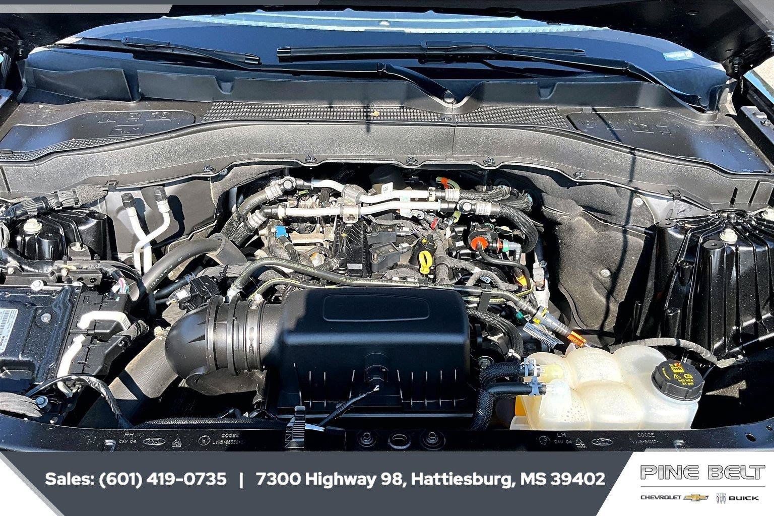 Used 2023 Ford Explorer XLT w/ Equipment Group 202A AWD/4WD image 8