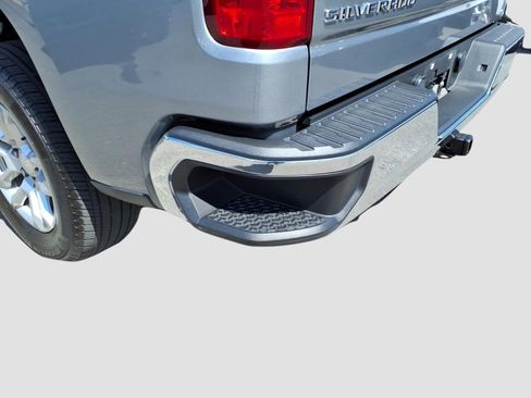 Used 2024 Chevrolet Silverado 1500 LT AWD/4WD image 15