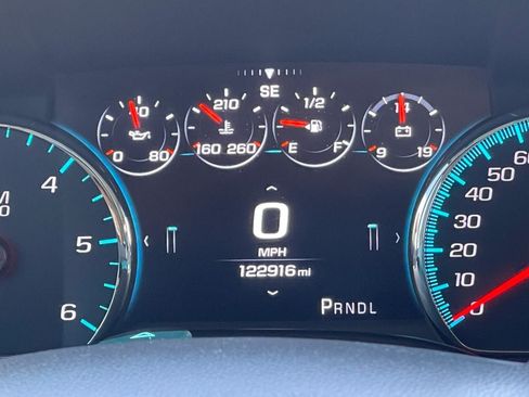 Used 2017 Chevrolet Tahoe LT AWD/4WD image 32