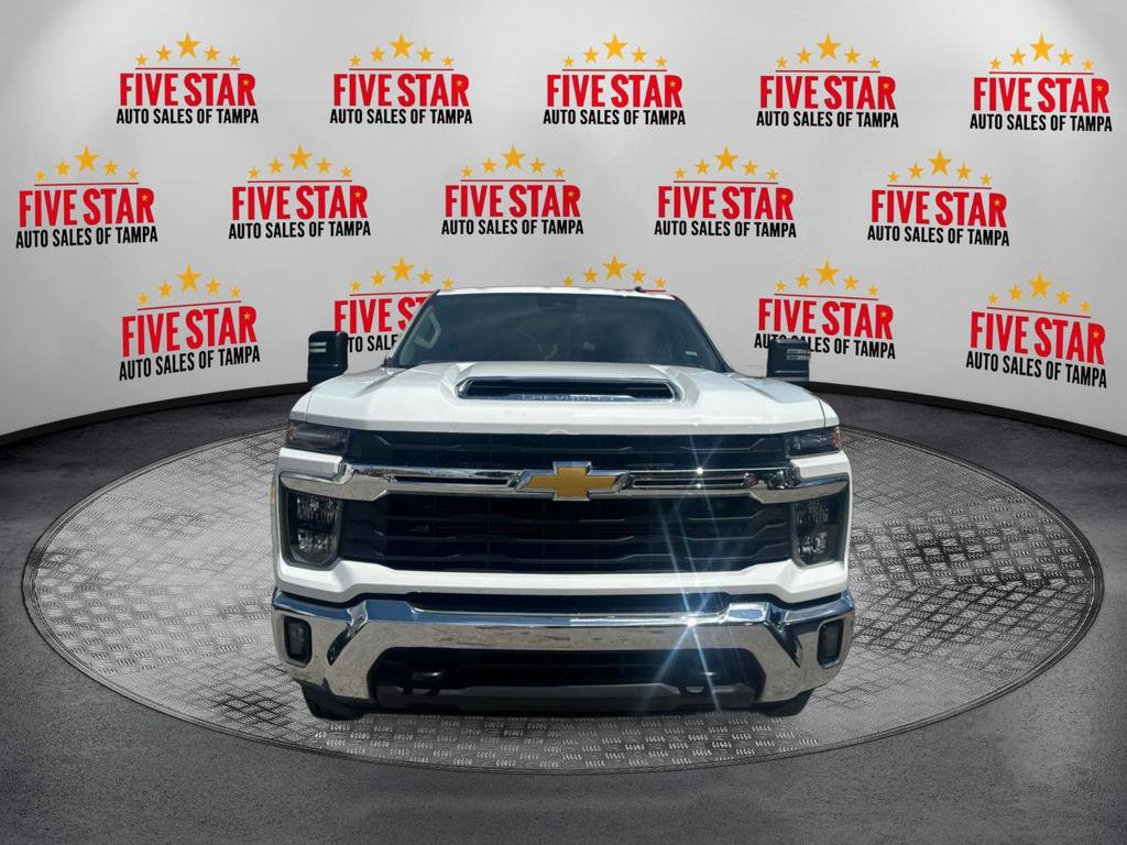 Used 2025 Chevrolet Silverado 2500 LT w/ Convenience Package AWD/4WD image 2