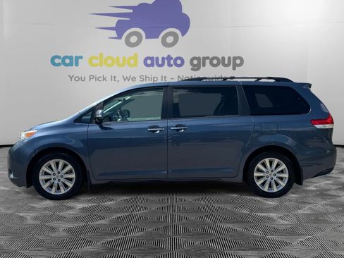 Used 2013 Toyota Sienna Limited w/ Premium Pkg AWD/4WD image 2