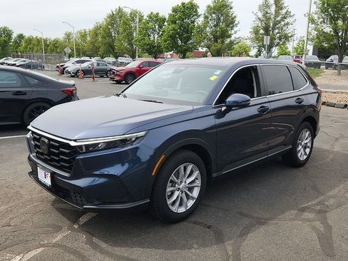 Used 2025 Honda CR-V EX image 3