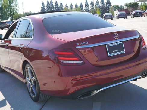 Used 2017 Mercedes-Benz E 300 image 12