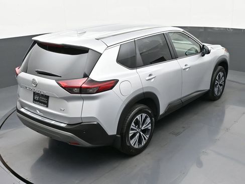 Used 2022 Nissan Rogue SV FWD image 30