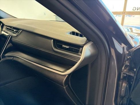 Used 2023 Jeep Grand Cherokee Altitude image 38