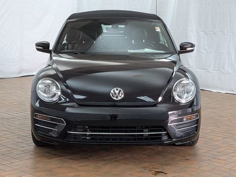 Used 2019 Volkswagen Beetle 2.0T Final Edition SEL image 3