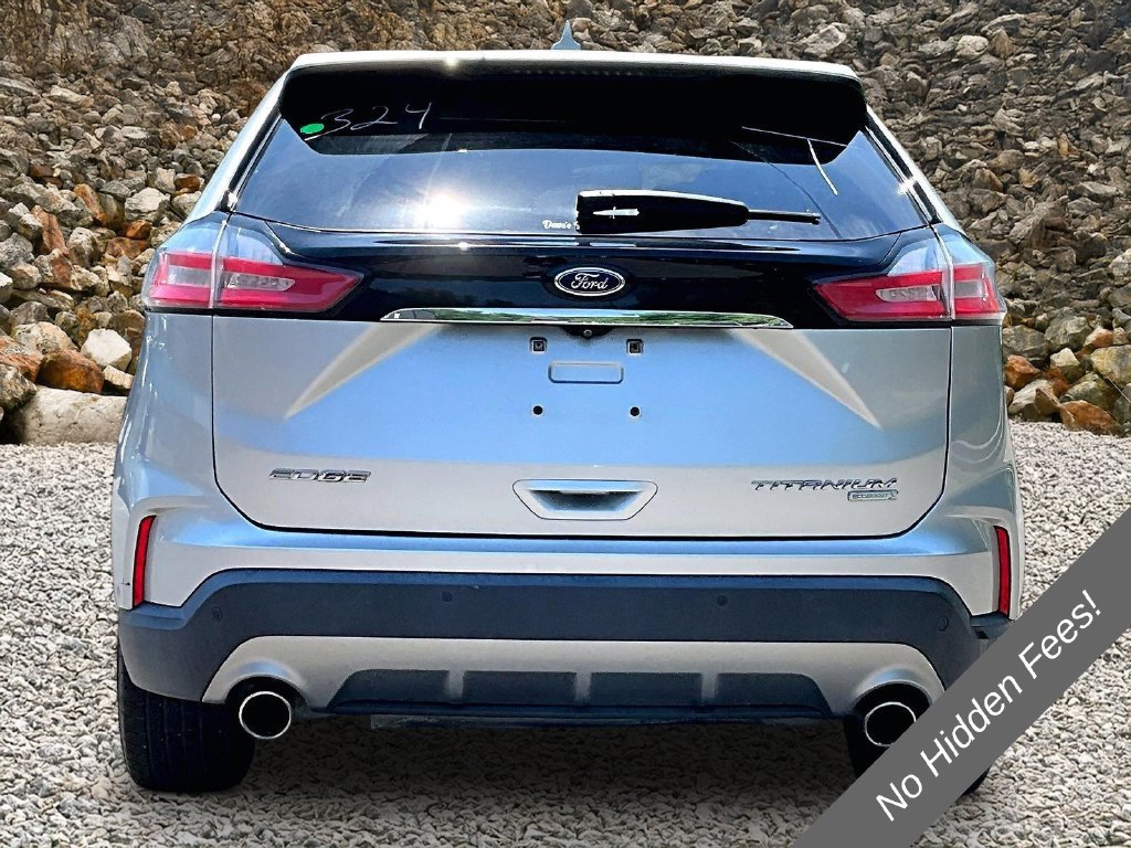 Used 2019 Ford Edge Titanium w/ Equipment Group 301A FWD image 4