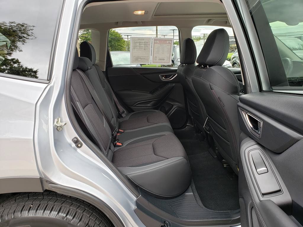 Used 2019 Subaru Forester Premium AWD/4WD image 15