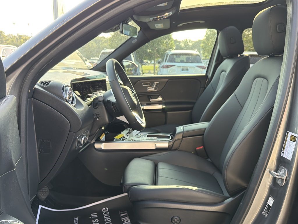 Certified 2026 Mercedes-Benz GLB 250 4MATIC image 11