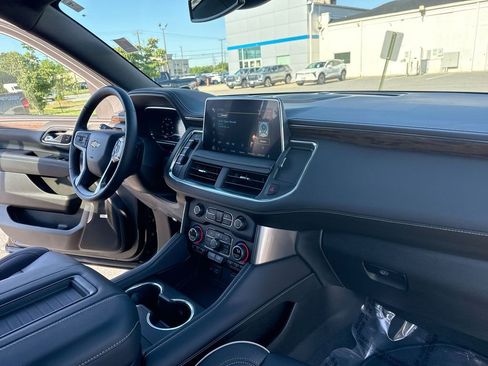 Certified 2023 Chevrolet Tahoe Premier AWD/4WD image 31