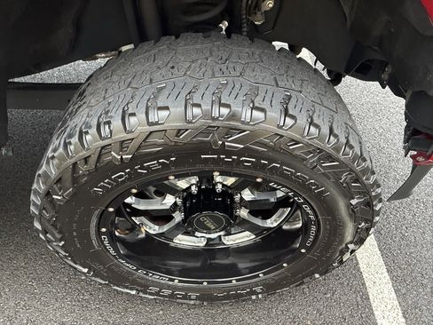 Used 2021 Ford F350 Lariat image 36