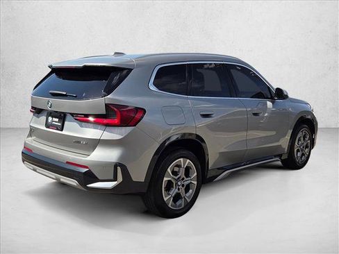 Used 2024 BMW X1 xDrive28i AWD/4WD image 5