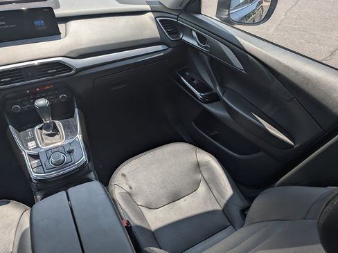 Used 2023 MAZDA CX-9 Touring Plus AWD/4WD image 11