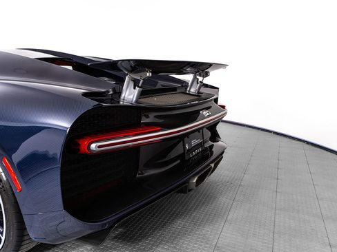 Used 2018 Bugatti Chiron AWD/4WD image 76