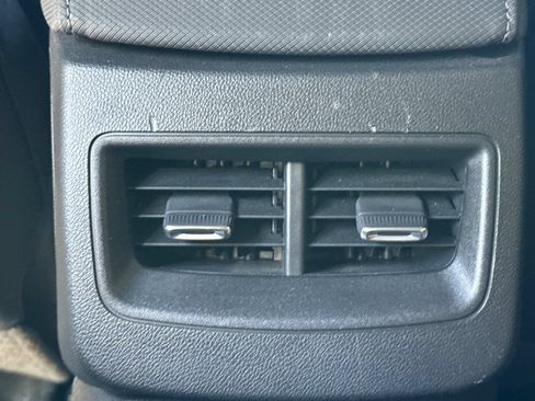 Used 2024 Chevrolet Equinox EV RS FWD image 38
