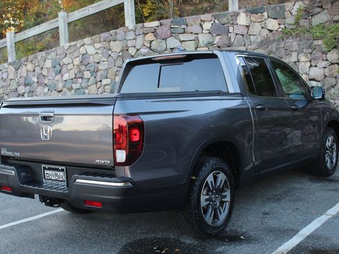 Used 2019 Honda Ridgeline RTL-T image 9
