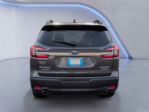 Used 2023 Subaru Ascent Touring image 8