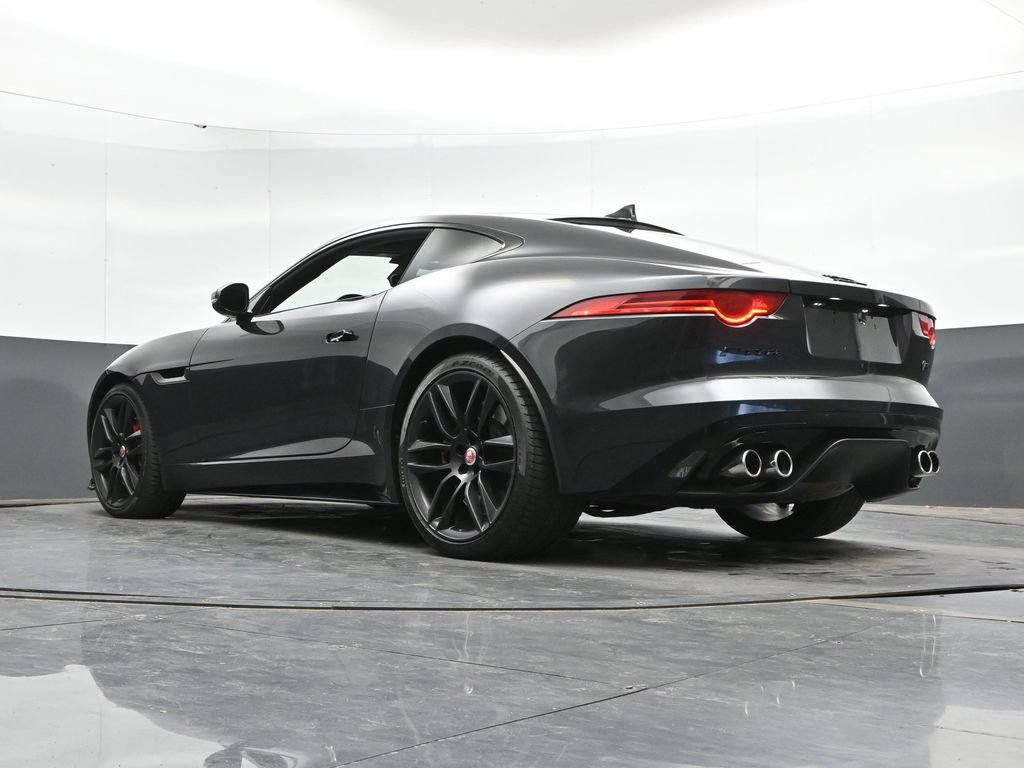 Used 2015 Jaguar F-TYPE R RWD image 41