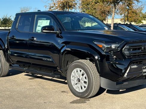 New 2025 Toyota Tacoma SR5 image 3