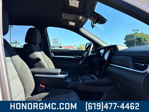 Used 2025 GMC Terrain Elevation image 19