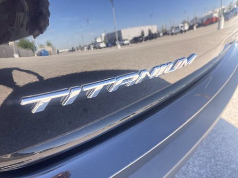 Used 2024 Ford Edge Titanium AWD/4WD image 12