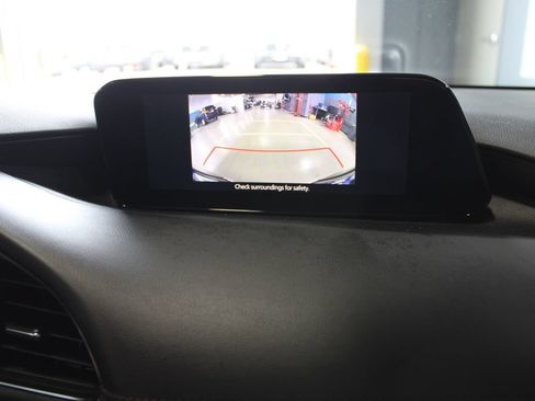 Used 2023 MAZDA MAZDA3 s FWD image 16