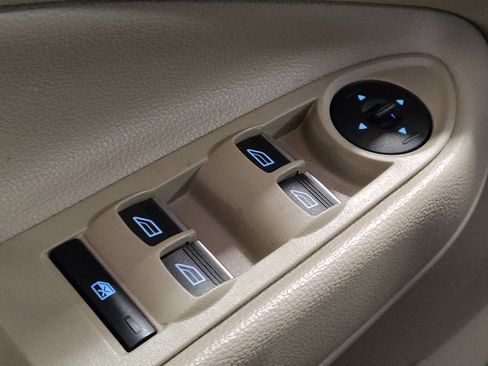 Used 2019 Ford Escape SEL image 27