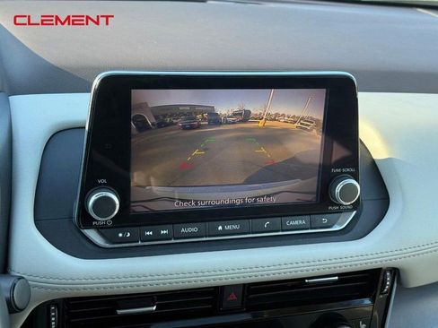 Used 2023 Nissan Rogue SV w/ SV Premium Package image 26