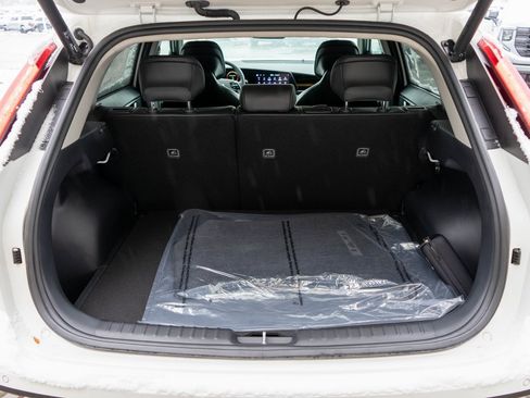 Used 2025 Kia Niro Wave w/ Wave Preserve Package image 32