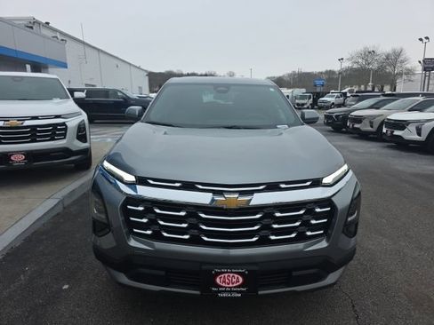 New 2026 Chevrolet Equinox LT w/ Convenience Package II image 2