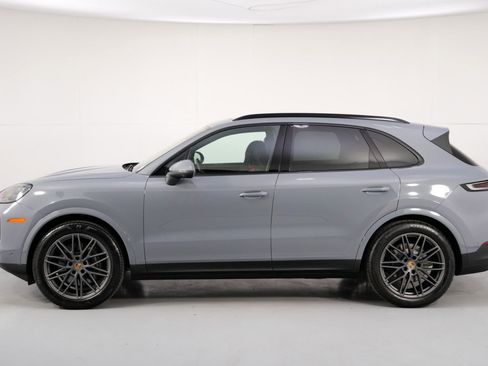 Used 2024 Porsche Cayenne image 53