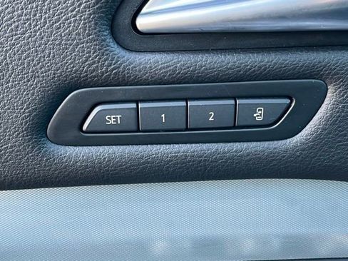 Used 2023 Cadillac XT4 Premium Luxury image 38