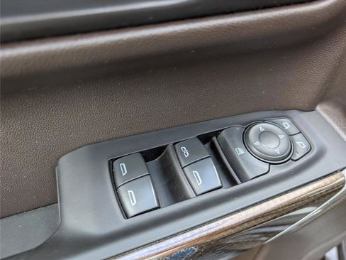 Used 2019 Chevrolet Silverado 1500 RST w/ All-Star Edition AWD/4WD image 13