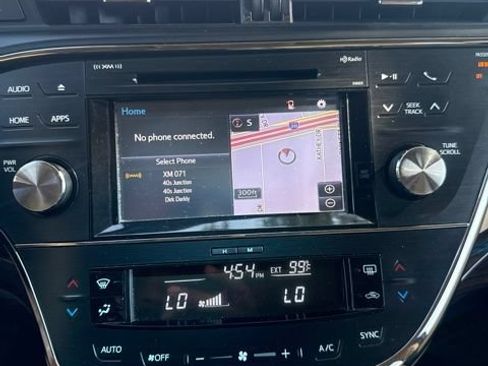 Used 2015 Toyota Avalon XLE Touring FWD image 12