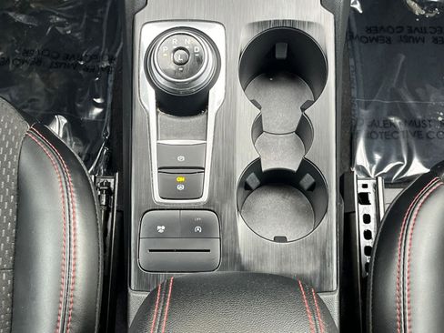 Used 2025 Ford Escape ST-Line image 37