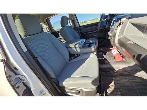 Used 2018 RAM 5500 Tradesman w/ Ambulance Prep Group image 22