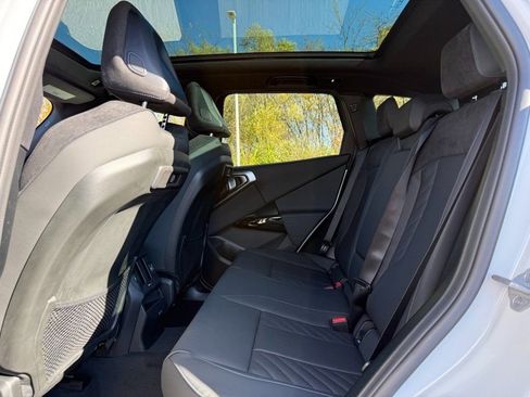 Used 2026 BMW X3 xDrive30 w/ M Sport Package AWD/4WD image 17