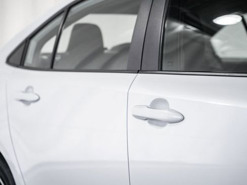 Used 2024 Toyota Corolla LE image 11