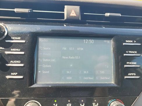 Used 2019 Toyota Camry LE w/ Convenience Package image 23