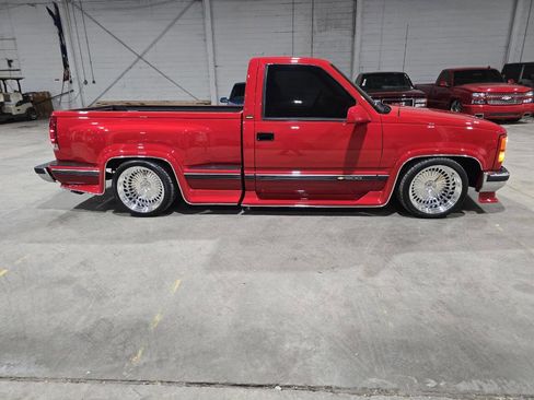 Used 1992 Chevrolet Silverado 1500 2WD Regular Cab image 17