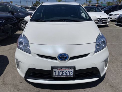 Used 2015 Toyota Prius Persona Series FWD image 3