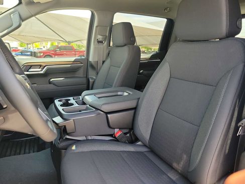 New 2026 Chevrolet Silverado 1500 LT w/ Safety Package RWD image 15