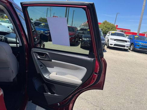 Used 2018 Subaru Forester 2.5i Premium w/ All-Weather Package AWD/4WD image 17