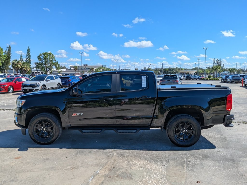 Used 2018 Chevrolet Colorado Z71 w/ Z71 Midnight Edition AWD/4WD image 6