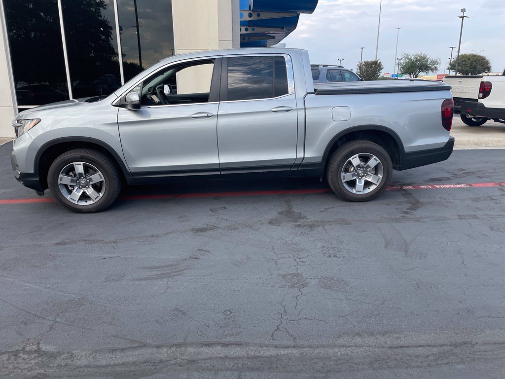 Used 2025 Honda Ridgeline RTL image 1