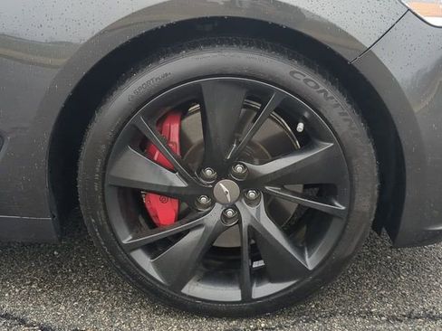 Used 2023 Genesis G70 3.3T w/ Sport Prestige Package image 10