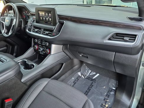 Used 2024 Chevrolet Tahoe LS RWD image 28