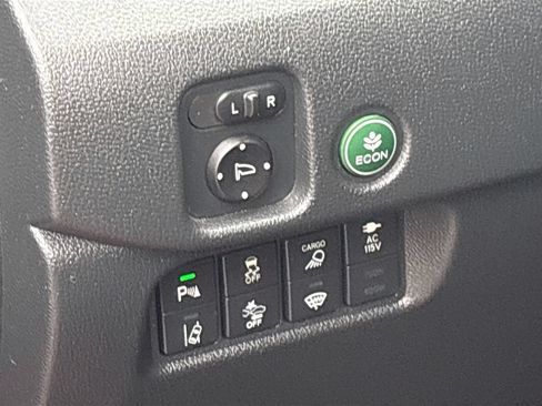 Used 2023 Honda Ridgeline RTL-E image 10