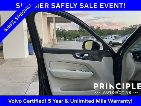 Certified 2023 Volvo XC60 B5 Plus w/ Climate Package AWD/4WD image 14